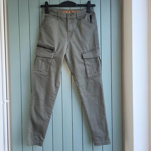 Jack&Jones Cargo broek groen 28/32, Kleding | Heren, Broeken en Pantalons, Nieuw, Maat 46 (S) of kleiner, Groen, Ophalen of Verzenden