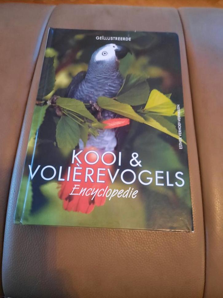 Kooi & Volièrevogels Encyclopedie, Boeken, Detectives, Zo goed als nieuw, Ophalen of Verzenden