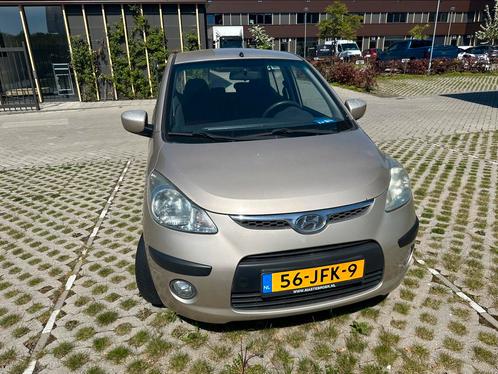 Hyundai i10 1.25 I 5DR 2009 Beige, Auto's, Hyundai, Bedrijf, i10, Alarm, Bluetooth, Centrale vergrendeling, Climate control, Elektrische ramen
