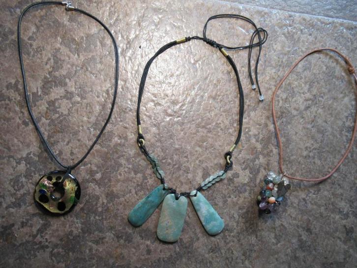 KETTINGEN 3 stuks Groene Jade, Halfedelsteen en glasplaquet, Sieraden, Tassen en Uiterlijk, Kettingen, Nieuw, Overige materialen