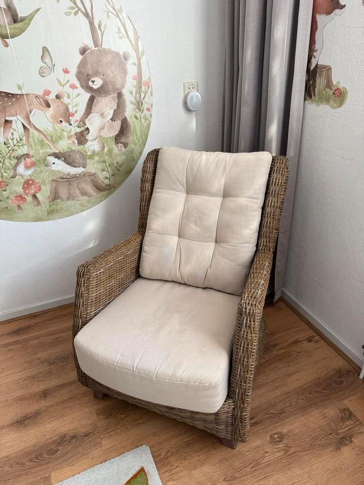 Rieten Fauteuil met Stoffen Kussens, Huis en Inrichting, Fauteuils, Gebruikt, Riet of Rotan, 75 tot 100 cm, 75 tot 100 cm, Ophalen