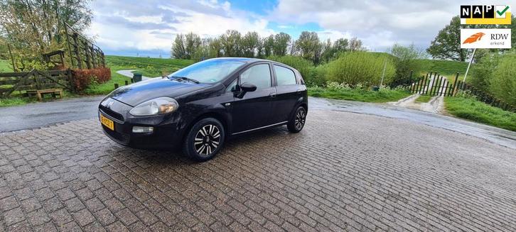 Fiat Punto Evo 0.9 TwinAir Easy MET NIEUWE APK, Auto's, Fiat, Bedrijf, Te koop, Punto EVO, ABS, Airbags, Airconditioning, Boordcomputer