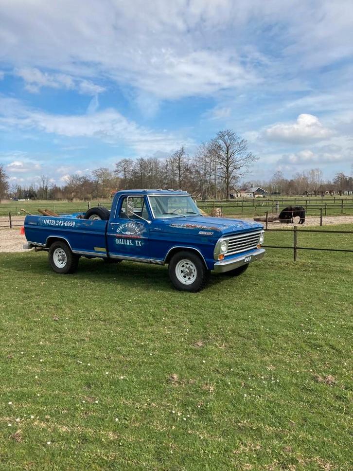 Unieke, stoere en originele Ford F-250, Auto's, Bestelauto's, Particulier, Ford, Benzine, Automaat, Geïmporteerd, Blauw, Blauw