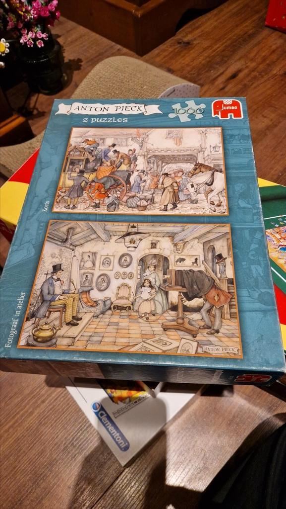Anton Pieck 2 puzzels koets en fotograaf in atalier, Hobby en Vrije tijd, Denksport en Puzzels, Zo goed als nieuw, 500 t/m 1500 stukjes