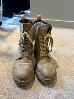 Leuke laarsjes suède stof, Kleding | Dames, Beige, Lage of Enkellaarzen, Ophalen of Verzenden, Lucky shoes