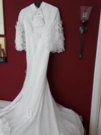 Trouw  jurk maat 36.mat tasje en hand schoentjes, Kleding | Dames, Trouwkleding en Trouwaccessoires, Ophalen, Zo goed als nieuw