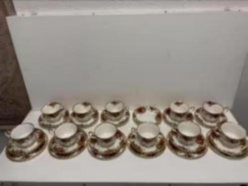 ANTIEK!29-dlg Royal Albert ‘Old country roses’ servies,€179, Antiek en Kunst, Antiek | Keramiek en Aardewerk, Ophalen of Verzenden