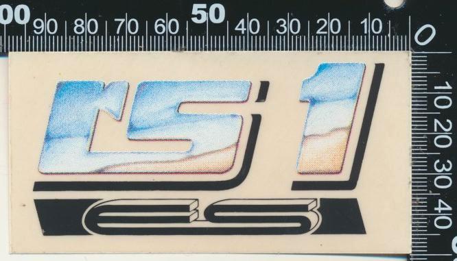 Sticker: RS 1 - ES, Verzamelen, Stickers, Zo goed als nieuw, Bedrijf of Vereniging, Ophalen of Verzenden