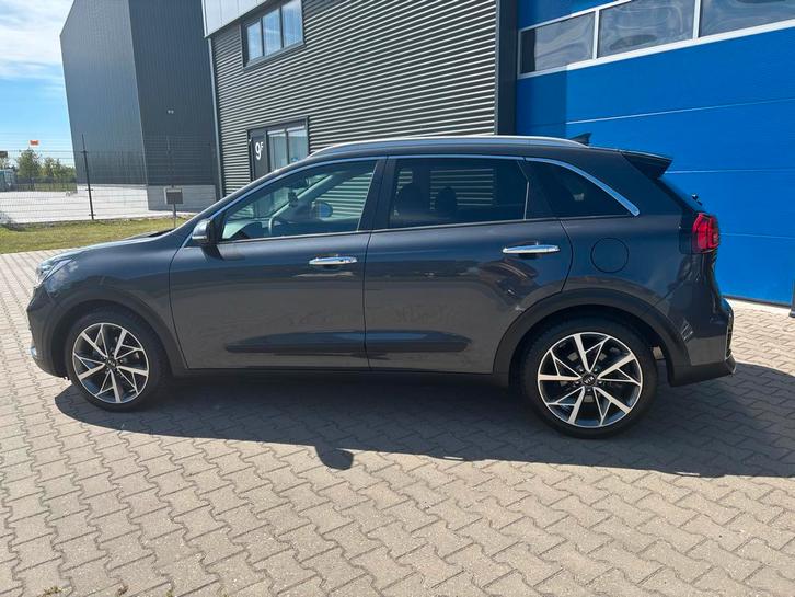 Kia Niro 1.6 GDi Hybrid 141pk Dct6 2020 Grijs, Auto's, Kia, Particulier, Niro, ABS, Achteruitrijcamera, Adaptive Cruise Control