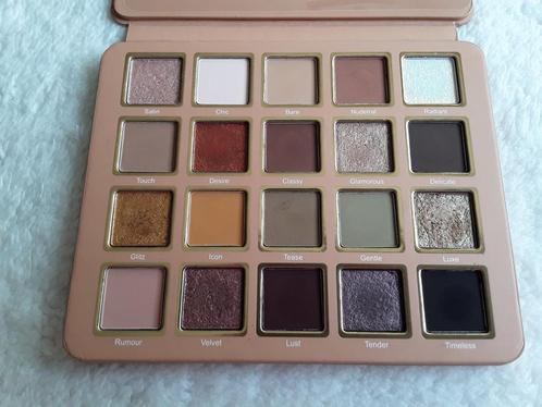Cosmic brushes nudetrals oogschaduw palette, Sieraden, Tassen en Uiterlijk, Uiterlijk | Cosmetica en Make-up, Zo goed als nieuw