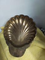 8748) mooie grote messing schelp/ schaal 35x28cm, Antiek en Kunst, Antiek | Schalen, Ophalen of Verzenden