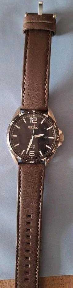 Seiko Solar horloge met leren band beschikbaar voor biedingen