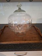 Prachtige geslepen glazen stolp, Ophalen