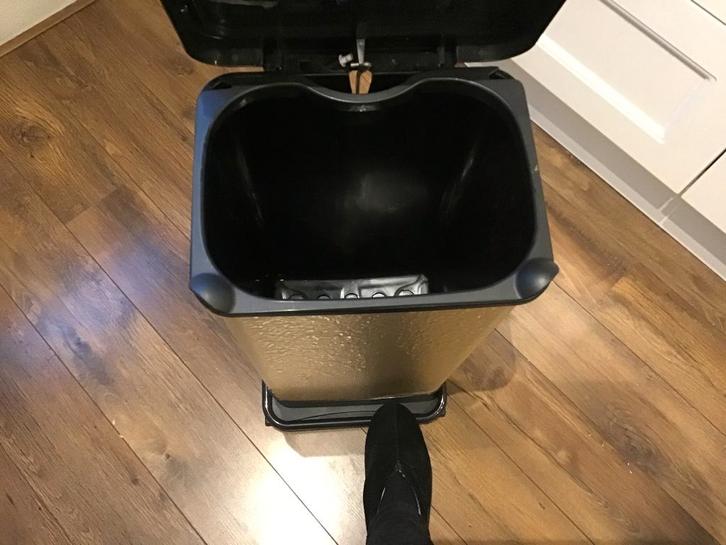 Rotho prullenbak, Huis en Inrichting, Woonaccessoires | Prullenbakken, Zo goed als nieuw, Kunststof, 50 tot 75 cm, 30 tot 40 liter