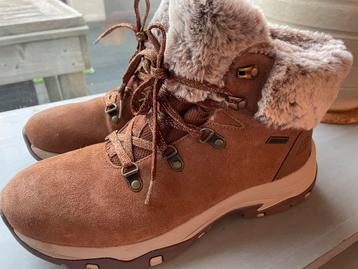 Skechers 41 winter laarzen falls finest beschikbaar voor biedingen