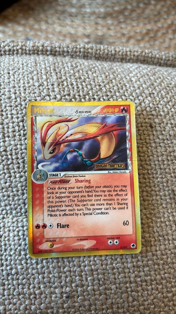 Milotic 5/101 - Reverse Holo Stamped - Dragon Frontiers, Hobby en Vrije tijd, Verzamelkaartspellen | Pokémon, Zo goed als nieuw