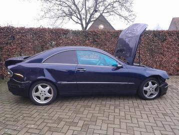Mercedes CLK W209 geheel in onderdelen  beschikbaar voor biedingen