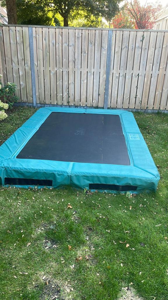 Salta ingraaf trampoline, Kinderen en Baby's, Speelgoed | Buiten | Trampolines, Zo goed als nieuw, Ophalen