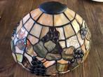 Tiffany stijl lampenkap voor wandlamp glas in lood art deco, Antiek en Kunst, Antiek | Lampen, Ophalen of Verzenden