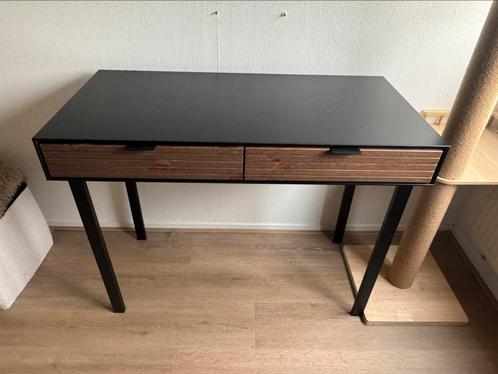 Modern bureau met 2 lades – zwart & hout, Huis en Inrichting, Bureaus, Gebruikt, Bureau, Ophalen