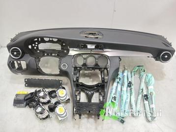 Airbag set + dashboard van een Mercedes C-Klasse beschikbaar voor biedingen