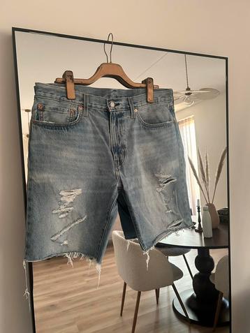 Levi’s denim shorts beschikbaar voor biedingen