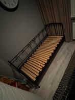 * GRATIS* Uitschuifbaar kinderbed incl. matras, Huis en Inrichting, Slaapkamer | Bedden, Ophalen, 90 cm, Eenpersoons, Zwart