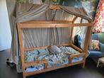 Leuk Huisjesbed 70x161 cm + Matras, Kinderen en Baby's, Kinderkamer | Bedden, Ophalen, 70 tot 85 cm, Zo goed als nieuw, Matras