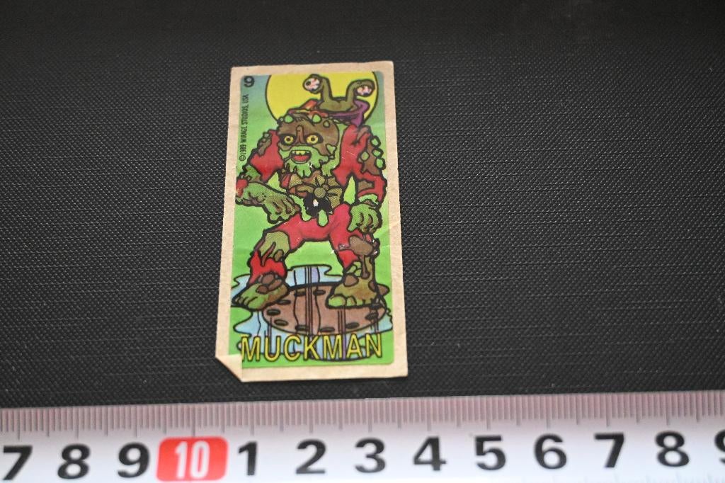 sticker kauwgom strip #9 muckman, Ophalen, Zo goed als nieuw
