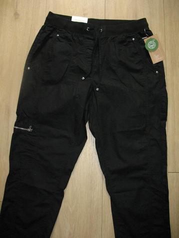 Canda Capri met Elastische Tailleband+ Koord Ongedragen beschikbaar voor biedingen
