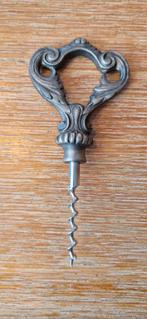 Antieke kurkentrekker, Ophalen