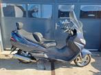 Suzuki Burgman 400, Motoren, Bedrijf, Scooter