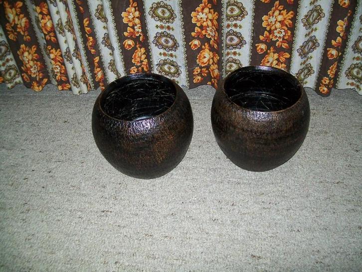 Bloempotten, Tuin en Terras, Bloempotten, Zo goed als nieuw, Steen, Binnen, Minder dan 40 cm, Minder dan 25 cm, Rond, Ophalen