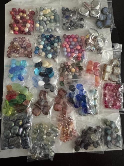 25 zakjes Tsjechische kwaliteitskralen mix (1), Hobby en Vrije tijd, Kralen en Sieraden maken, Nieuw, Kraal, Ophalen of Verzenden
