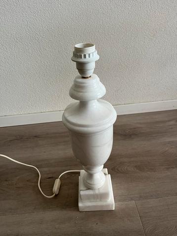 Marmeren Tafellampvoet 50cm hoog- Elegant Design Lamp beschikbaar voor biedingen