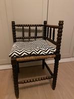 Bobbin stoeltje, Ophalen