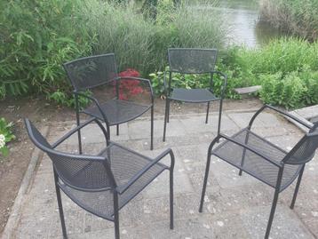 4 aluminium tuin stoelen stapelbaar beschikbaar voor biedingen