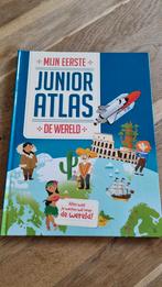Mijn Eerste Junior Atlas - De Wereld, Overige atlassen, 2000 tot heden, Ophalen of Verzenden, Zo goed als nieuw