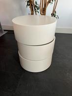 Witte bijzettafel met drie lagen te koop, Huis en Inrichting, Tafels | Bijzettafels, Minder dan 55 cm, Rond, Zo goed als nieuw