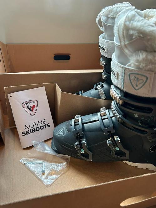 Rossignol skischoenen 26.5, Sport en Fitness, Skiën en Langlaufen, Zo goed als nieuw, Schoenen, Rossignol, Verzenden