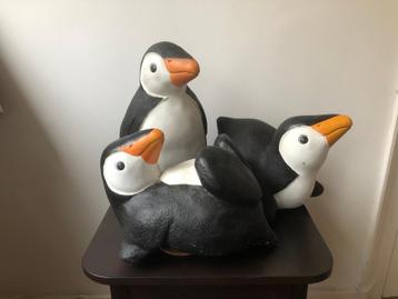 pinguin tuinbeeld beschikbaar voor biedingen