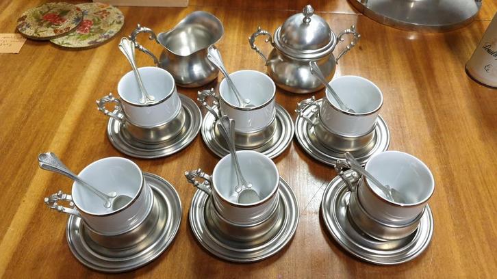 Vintage Italiaans espresso servies porselein en 95% fijn tin, Antiek en Kunst, Antiek | Servies compleet, Ophalen of Verzenden