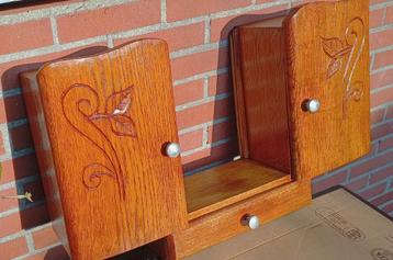Oud Hollands wandkastje -eiken met spiegel -keukenkastje 70s beschikbaar voor biedingen