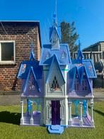 Prinsessenkasteel met lift, bedden en bank voor poppen, Kinderen en Baby's, Ophalen, Zo goed als nieuw, Barbie