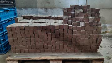 Waaltjes / klinkers 485 stuks / 5m2. (20,6 x 4,9 x 4,9cm) beschikbaar voor biedingen