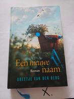 Een nieuwe naam" van Greetje van den Berg., Ophalen of Verzenden, Zo goed als nieuw