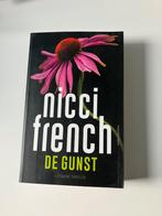 Nicci French - De gunst, Ophalen of Verzenden, Zo goed als nieuw, Nicci French