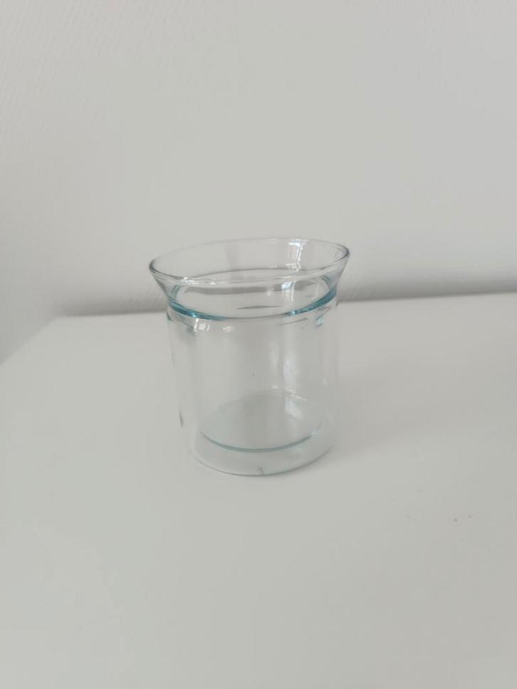 Schattig vaasje, Huis en Inrichting, Woonaccessoires | Vazen, Zo goed als nieuw, Overige kleuren, Minder dan 50 cm, Glas, Ophalen of Verzenden