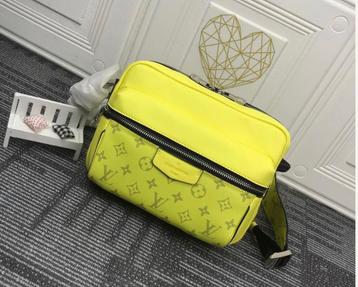 Louise Vuitton Tas beschikbaar voor biedingen