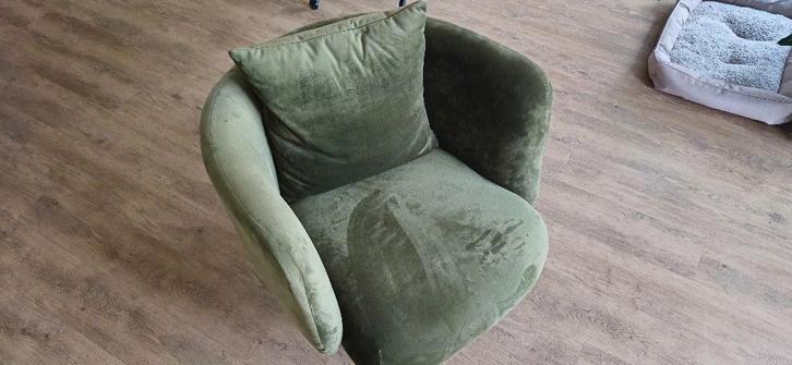 Fijne groene fauteuil, Huis en Inrichting, Fauteuils, Zo goed als nieuw, Stof, 50 tot 75 cm, 75 tot 100 cm, Ophalen